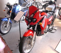 Jawa 650 Dakar
