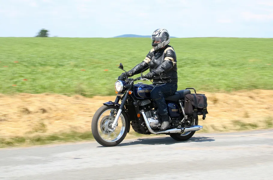 Jawa 300 CL Forty Two