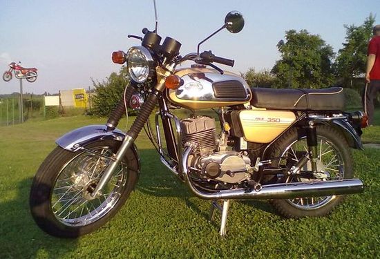 Jawa 350 Four