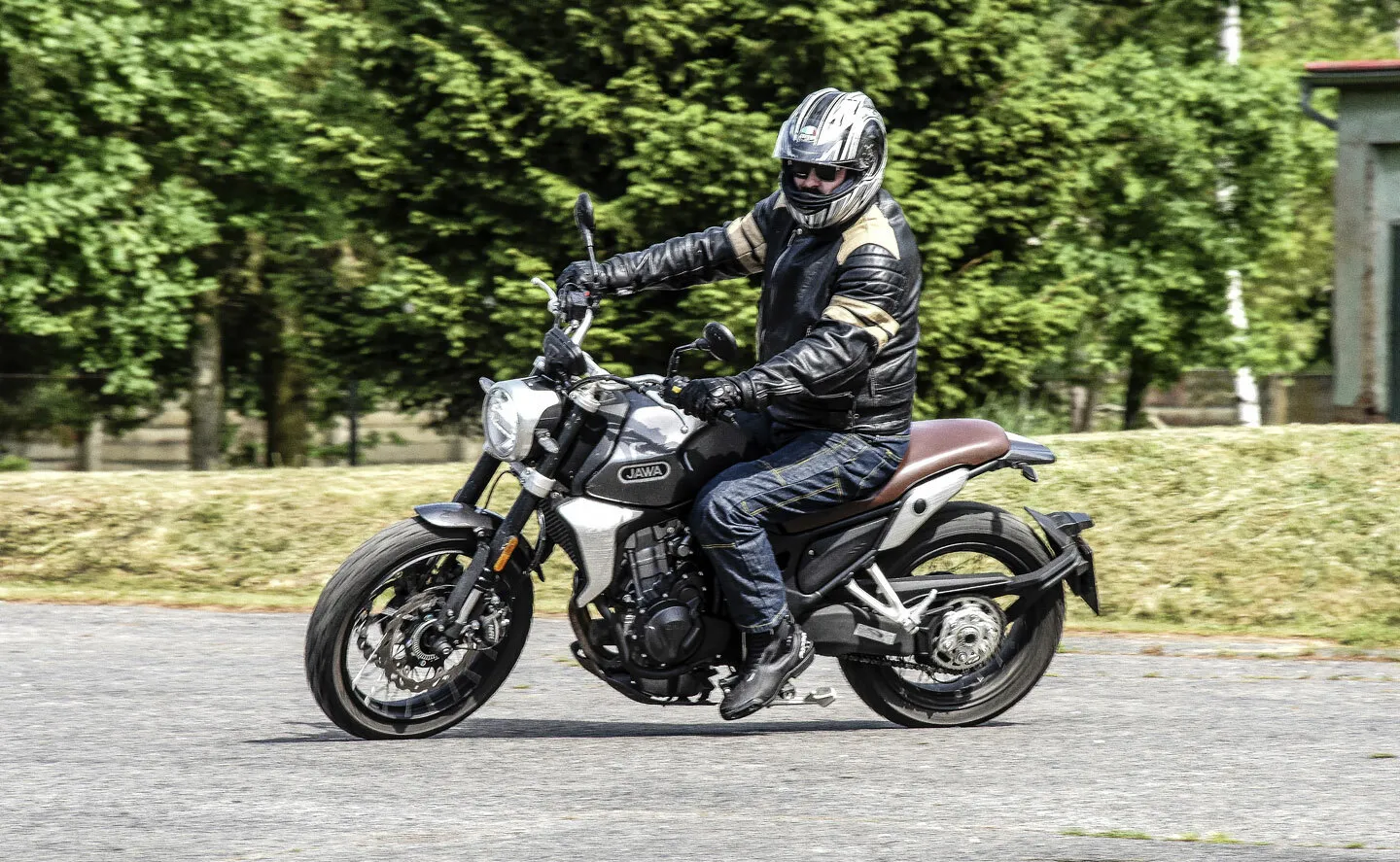 Jawa RVM 500 Scrambler